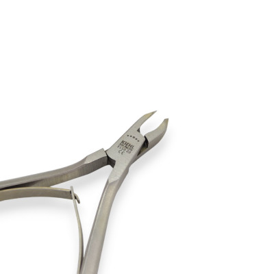 Щипці для кутикули ріжуча частина 2 мм довжина 10 см, KIEHL'S (Німеччина)